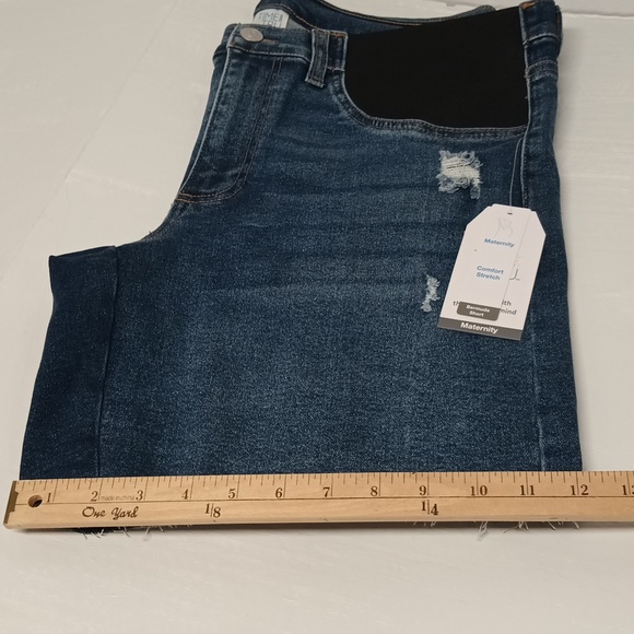 NWT Time and Tru Maternity jean shorts Sz Large (12-14) side panel New - Picture 8 of 13